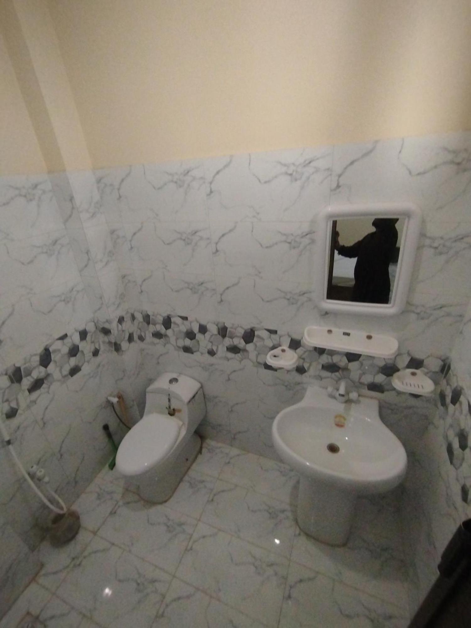 Hotel Crown Plaza, Near Karachi Airport, Darul Sehat Hospital, Dow, Agha Khan And Liaqat Hospital المظهر الخارجي الصورة