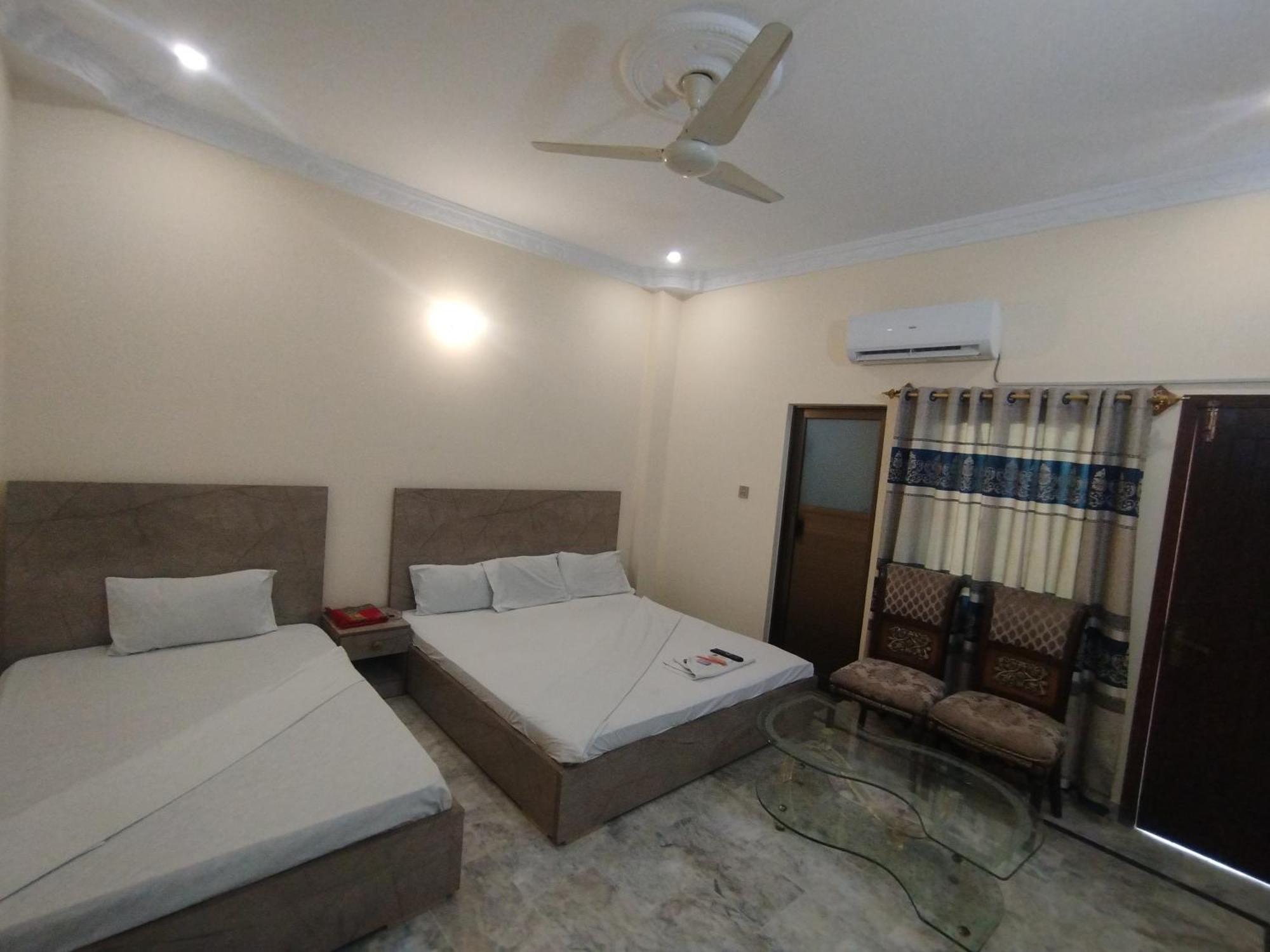 Hotel Crown Plaza, Near Karachi Airport, Darul Sehat Hospital, Dow, Agha Khan And Liaqat Hospital المظهر الخارجي الصورة